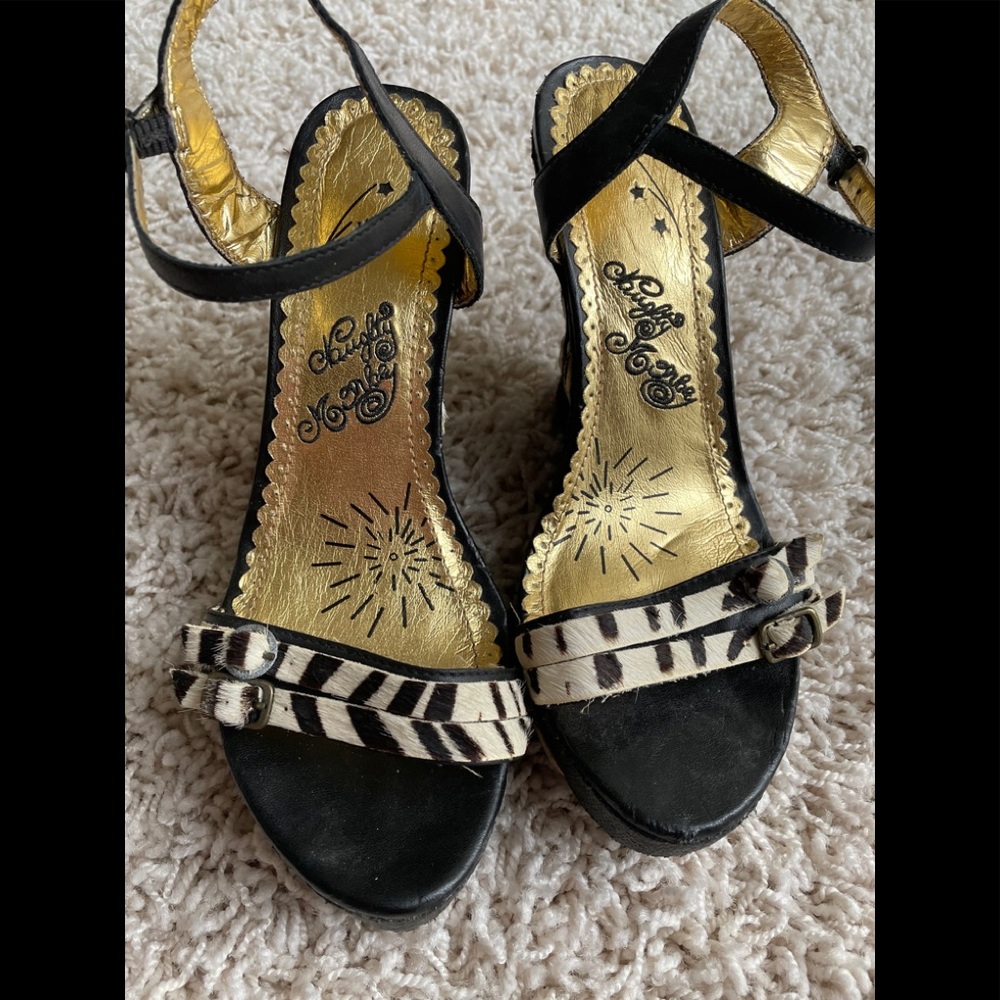 Naughty Monkey wedge sandals